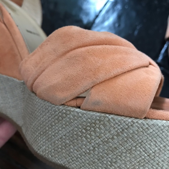 Butter suede wedges - Picture 5 of 11